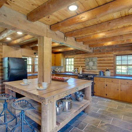 Cozy Log Cabin Getaway With Fire Pit And 3 Acres! Ruckersville Exterior foto