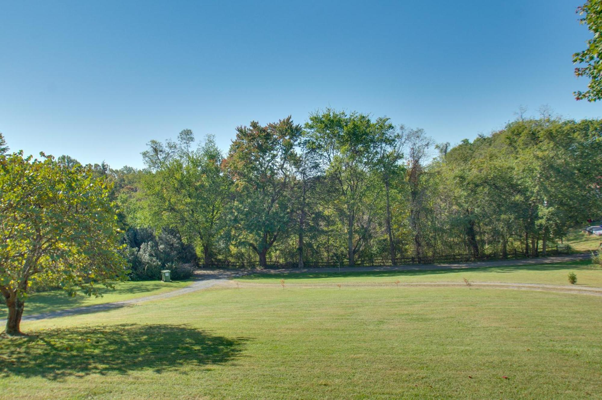 Cozy Log Cabin Getaway With Fire Pit And 3 Acres! Ruckersville Exterior foto